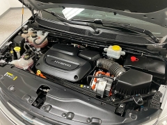 Used 2019  Chrysler Pacifica Hybrid 4d Wagon Touring L at Ideal Cars Llc near Mesa, AZ