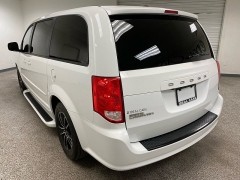 Used 2016  Dodge Grand Caravan 4d Wagon SXT at Ideal Cars Llc near Mesa&comma; AZ
