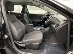 Used 2020  Chevrolet Malibu 4d Sedan LT at Ideal Cars Llc near Mesa&comma; AZ