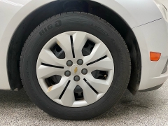 Used 2014 Chevrolet Cruze 4d Sedan LS AT at Ideal Cars Llc near Mesa, AZ