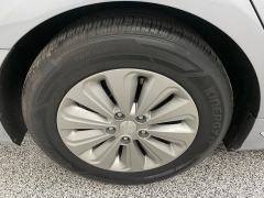Used 2016 Hyundai Sonata Hybrid 4d Sedan SE at Ideal Cars Llc near Mesa, AZ