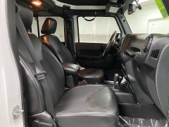 Used 2016  Jeep Wrangler Unlimited 4d Convertible Sahara at Ideal Cars Llc near Mesa&comma; AZ