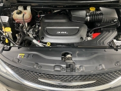 Used 2017  Chrysler Pacifica 4d Wagon Touring-L Plus at Ideal Cars Llc near Mesa&comma; AZ