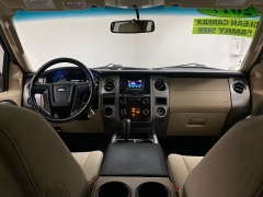 Used 2017  Ford Expedition 4d SUV 2WD XLT at Ideal Cars Llc near Mesa&comma; AZ