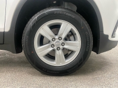 Used 2021  Chevrolet Trax AWD 4dr LS at Ideal Cars Llc near Mesa&comma; AZ