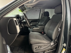 Used 2018  Chevrolet Silverado 1500 4WD Crew Cab LT Z71 at Ideal Cars Llc near Mesa&comma; AZ