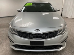 Used 2019  Kia Optima 4d Sedan LX at Ideal Cars Llc near Mesa&comma; AZ