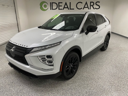 2024 Mitsubishi Eclipse Cross LE's photo