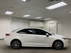 Used 2021  Toyota Corolla LE CVT at Ideal Cars Llc near Mesa&comma; AZ