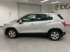 Used 2020 Chevrolet Trax 4d SUV FWD LS at Ideal Cars Llc near Mesa, AZ