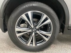 Used 2017  Nissan Rogue Hybrid 4d SUV AWD SL at Ideal Cars Llc near Mesa&comma; AZ