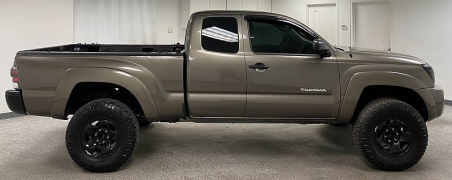 Used 2011  Toyota Tacoma 2WD Access Cab PreRunner V6 at Ideal Cars Llc near Mesa&comma; AZ