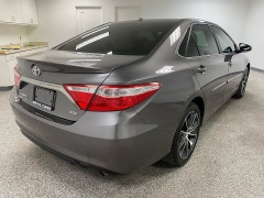 Used 2017  Toyota Camry 4d Sedan XLE at Ideal Cars Llc near Mesa&comma; AZ