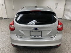 Used 2014  Ford Focus 4d Hatchback Titanium at Ideal Cars Llc near Mesa&comma; AZ