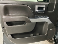 Used 2018  Chevrolet Silverado 1500 4WD Crew Cab LT Z71 at Ideal Cars Llc near Mesa&comma; AZ