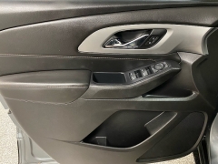 Used 2021  Chevrolet Traverse FWD 4dr LS w&sol;1LS at Ideal Cars Llc near Mesa&comma; AZ