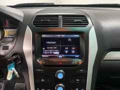 Used 2015 Ford Explorer 4d SUV FWD XLT at Ideal Cars Llc near Mesa, AZ