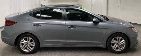 Used 2019  Hyundai Elantra 4d Sedan Value at Ideal Cars Llc near Mesa&comma; AZ