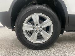 Used 2021  Chevrolet Trax AWD 4dr LS at Ideal Cars Llc near Mesa&comma; AZ