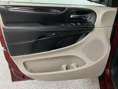 Used 2019  Dodge Grand Caravan 4d Wagon SXT at Ideal Cars Llc near Mesa&comma; AZ