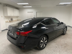 Used 2021 Nissan Altima 2.5 SV Sedan at Ideal Cars Llc near Mesa, AZ