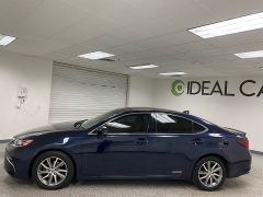 Used 2016  Lexus ES 300h 4dr Sdn Hybrid at Ideal Cars Llc near Mesa&comma; AZ
