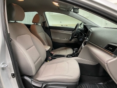 Used 2019  Hyundai Elantra 4d Sedan SE Auto at Ideal Cars Llc near Mesa&comma; AZ