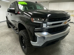 Used 2020  Chevrolet Silverado 1500 4WD Crew Cab LT at Ideal Cars Llc near Mesa&comma; AZ