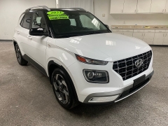 Used 2023  Hyundai Venue Limited IVT at Ideal Cars Llc near Mesa&comma; AZ