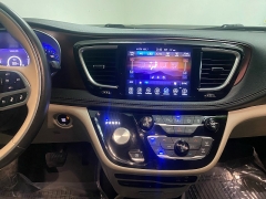 Used 2017  Chrysler Pacifica 4d Wagon Limited at Ideal Cars Llc near Mesa&comma; AZ