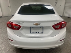 Used 2018  Chevrolet Cruze 4d Sedan LT Auto at Ideal Cars Llc near Mesa&comma; AZ