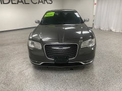 Used 2017 Chrysler 300C 4d Sedan RWD V6 at Ideal Cars Llc near Mesa, AZ