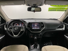 Used 2017 Jeep Cherokee 4d SUV FWD Latitude V6 at Ideal Cars Llc near Mesa, AZ