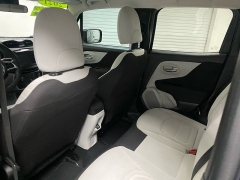 Used 2021 Jeep Renegade Latitude FWD at Ideal Cars Llc near Mesa, AZ