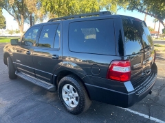 Used 2007  Ford Expedition 4d SUV 2WD XLT at Ideal Cars Llc near Mesa, AZ