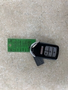 Used 2021  Honda Pilot Special Edition 2WD at Ideal Cars Llc near Mesa&comma; AZ