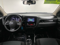 Used 2020 Mitsubishi Outlander 4d SUV AWC SE at Ideal Cars Llc near Mesa, AZ