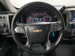 Used 2018  Chevrolet Silverado 1500 4WD Crew Cab LT at Ideal Cars Llc near Mesa&comma; AZ