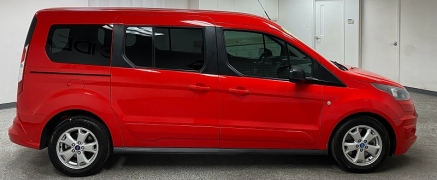 Used 2015  Ford Transit Connect Ext Wagon XLT w&sol;Rear Liftgate at Ideal Cars Llc near Mesa&comma; AZ
