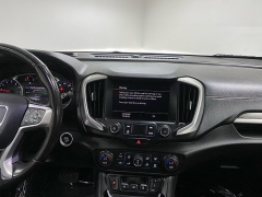 Used 2021 GMC Terrain FWD 4dr SLT at Ideal Cars Llc near Mesa, AZ