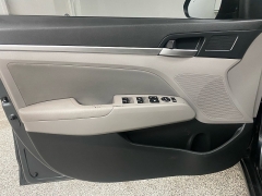 Used 2020  Hyundai Elantra 4d Sedan SEL at Ideal Cars Llc near Mesa&comma; AZ