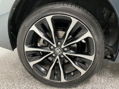 Used 2018  Toyota Corolla 4d Sedan SE CVT at Ideal Cars Llc near Mesa&comma; AZ