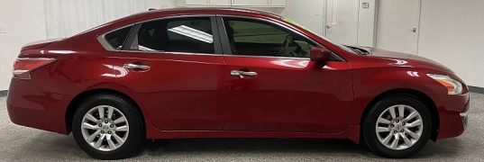 Used 2015  Nissan Altima 4d Sedan S 2.5L at Ideal Cars Llc near Mesa, AZ