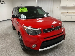  2018 Kia Soul 4d Hatchback &plus; at Ideal Cars Llc near Mesa&comma; AZ