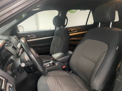 Used 2017 Ford Explorer 4d SUV 4WD XLT at Ideal Cars Llc near Mesa, AZ
