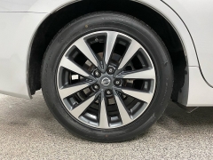 Used 2017  Nissan Altima 4d Sedan 2&period;5L SL &lpar;2017&period;5&rpar; at Ideal Cars Llc near Mesa&comma; AZ