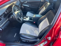 Used 2013  Toyota Camry 4d Sedan SE at Ideal Cars Llc near Mesa&comma; AZ