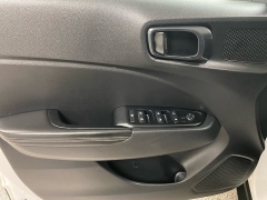 Used 2023  Hyundai Venue Limited IVT at Ideal Cars Llc near Mesa&comma; AZ