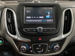 Used 2018  Chevrolet Equinox 4d SUV AWD LS at Ideal Cars Llc near Mesa&comma; AZ