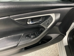 Used 2017  Nissan Altima 4d Sedan 2&period;5L SV at Ideal Cars Llc near Mesa&comma; AZ